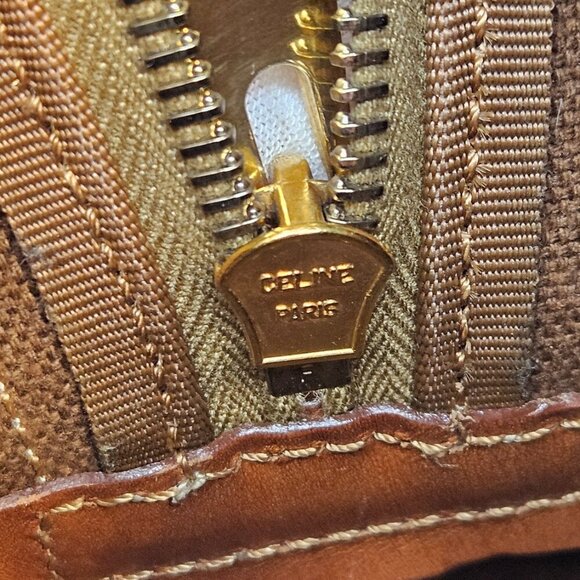 Céline  Macadam Boston30 - Picture 16 of 16